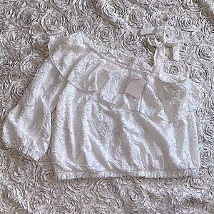 New LC Lauren Conrad white one sleeve blouse size xxl